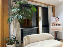 -HEYAN荷妍专业脱毛连锁机构