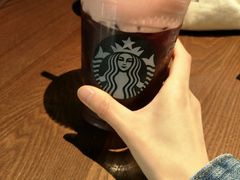 冰摇红莓黑加仑茶-星巴克(南京弘阳购物中心店)