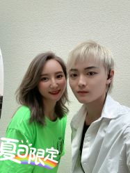 -东秀护肤造型