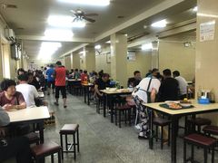 大堂-白鹤大冷面