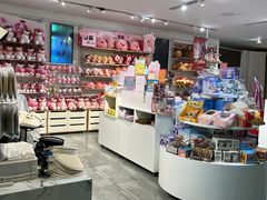 -纪念日百货(江西南昌店)