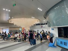 -冰纷万象滑冰场(深圳万象城店)
