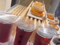 -Tims天好咖啡·贝果(成都东站捷枫店)