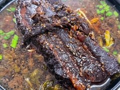 堪比脸大的肉-小龙大肉面馆