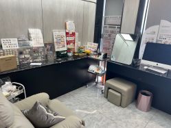 -TOP HAIR SALON