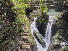-龙水峡地缝景区