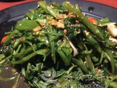 -云海肴·汽锅鸡·云南菜(天山百盛优客店)