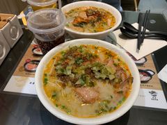 -凯峰鱼汤米线(金利達店)