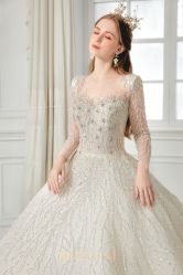 -Renee芮亦婚纱