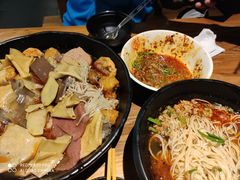 -万记麻辣烫国展总店