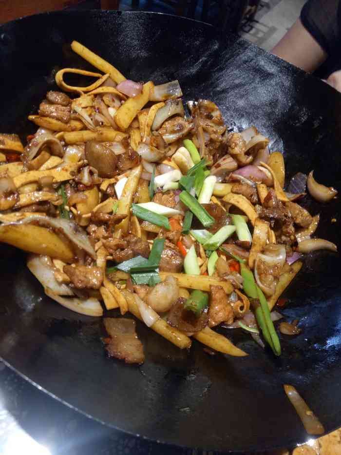 富正毅三下锅(索道公司店)-"还不错吧,分量很多,但是由于吃不了辣,个.