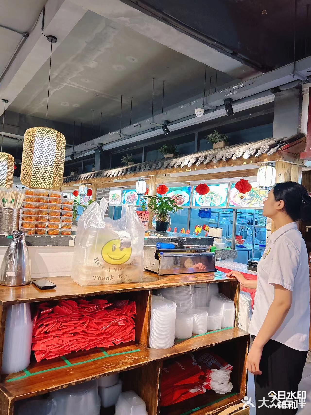 一家在小区门口的宝藏餐厅，