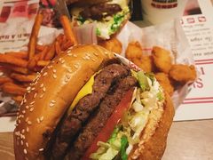 火烤双层牛肉特堡-The Habit Burger Grill 哈比特汉堡(复兴soho店)