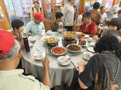 -梓檚中餐厅湖北菜小龙虾武昌鱼排骨藕汤(黄鹤楼店)