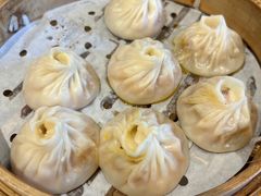 -馋三尺蟹粉小笼(人民广场店)