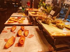 自助取餐区-遇上西雅图多融合海鲜自助餐厅(中房金谊广场店)