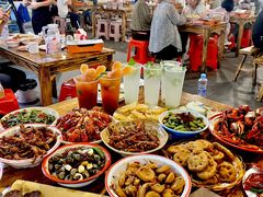 -冶建镜子·老南昌大排档·江西虾王(总店)