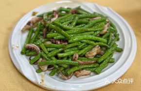 Shacha Bean Curd Stir-Fried with Fresh Squid