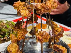 -李双猪·小龙虾·烧烤·羊肉煲(乐山店)