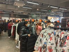 -NIKE上海青浦换季优惠店