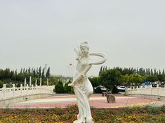 -敦煌莫高国际机场