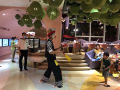 -水桶王国主题餐厅·聚会·生日派对·亲子活动·家庭套餐(亚龙湾希尔顿店)