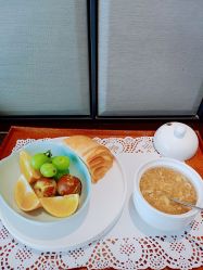 -臻康乃馨月子中心(集美店)