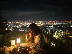 -草山夜未眠景观餐厅