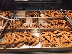 -狗撵鸭(泰山公寓店)