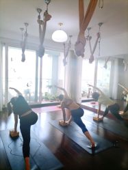 -Yvon yoga 瑜伽·精准体态管理中心