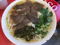 -花溪黄牛肉粉·金牌卤肉饭