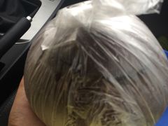 -志龙皇冠吃货椰子铺