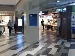 -百联临沂购物中心(临沂路店)