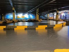 -极限PLAY运动娱乐新世界·团建派对潮玩休闲馆·室内蹦极高空游乐园