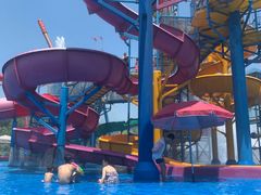 -泸州欢乐派海滩公园