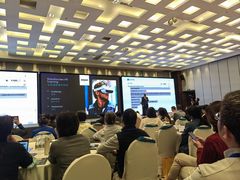 -上海龙之梦万丽酒店