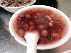 -芳婆糕团店(王府大街店)