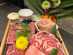 -铭牛烧肉·和牛海鲜自助(高新月牙湖店)