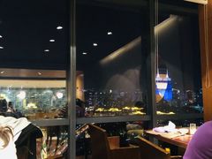 -龙之梦万丽酒店青餐厅