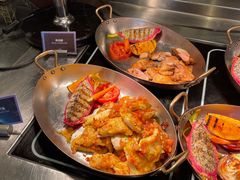 -圣丰索菲特·2 On 988 Café 自助餐厅
