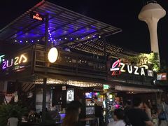 -席娜卡琳火车铁道夜市