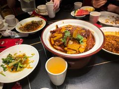 -辣尚瘾·烤鱼·新川菜(交大直营店)