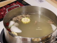 潮汕牛骨清汤锅-牛记皇·鲜牛肉火锅(弘阳广场店)