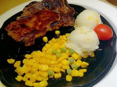 -豪客来牛排(绿宝广场店)