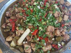 -廖哥泡椒兔(峨眉店)