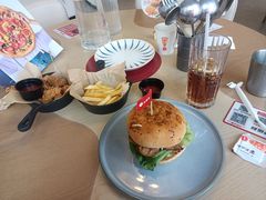 -必胜客(璞丽中心店)