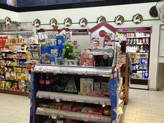 -全家便利店(沪南公路店)