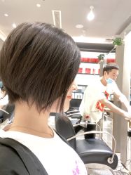 -苑苑发型设计
