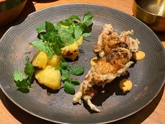 炸软壳蟹配烤凤梨色拉-SHAN山(前滩太古里店)