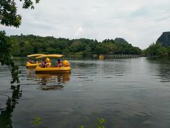 -星湖旅游景区七星岩